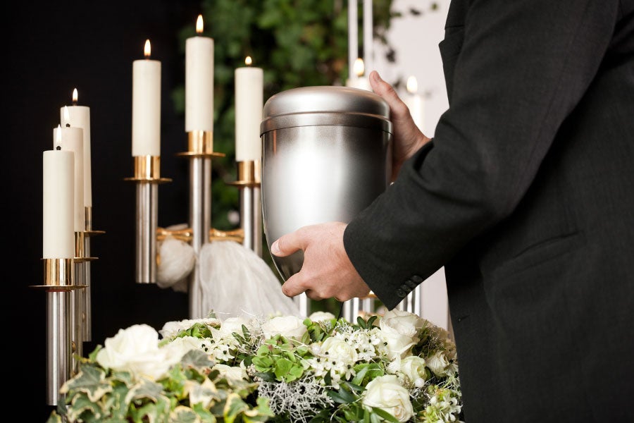 Cremation Urn With Cremation Wreath and Candles