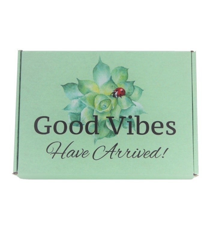 Good Vibes Women’s Gift Box - “I Love You” Card