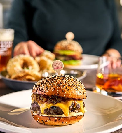 Gordon Ramsay Burger Meal For Two - Chicago