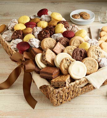 Mrs Beasleys Dessert Basket