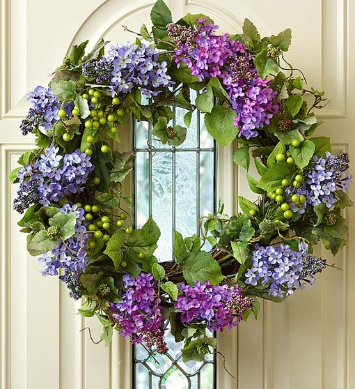 Faux Lilac Wreath - 24”
