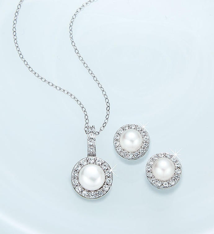 Sapphire and Pearl Pendant