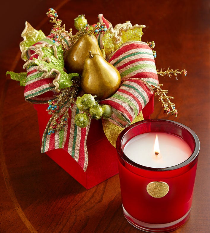 Lux Pear Glace Holiday Candle