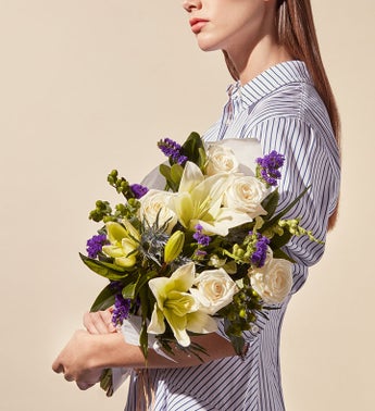 Poplin Creme Bouquet by Jason Wu for Wild Beauty