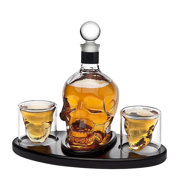Skull Decanter with Glasses