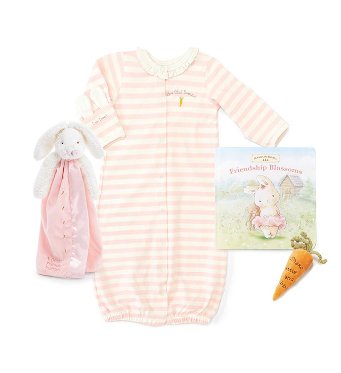 Welcome Baby Girl    Layette Gift Set