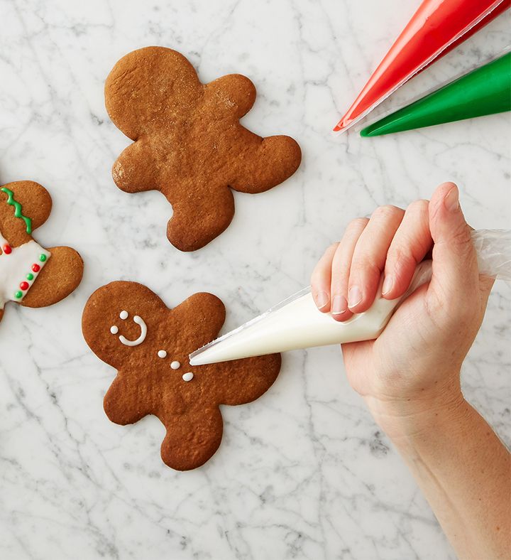 Gingerbread People DIY Baking Kit