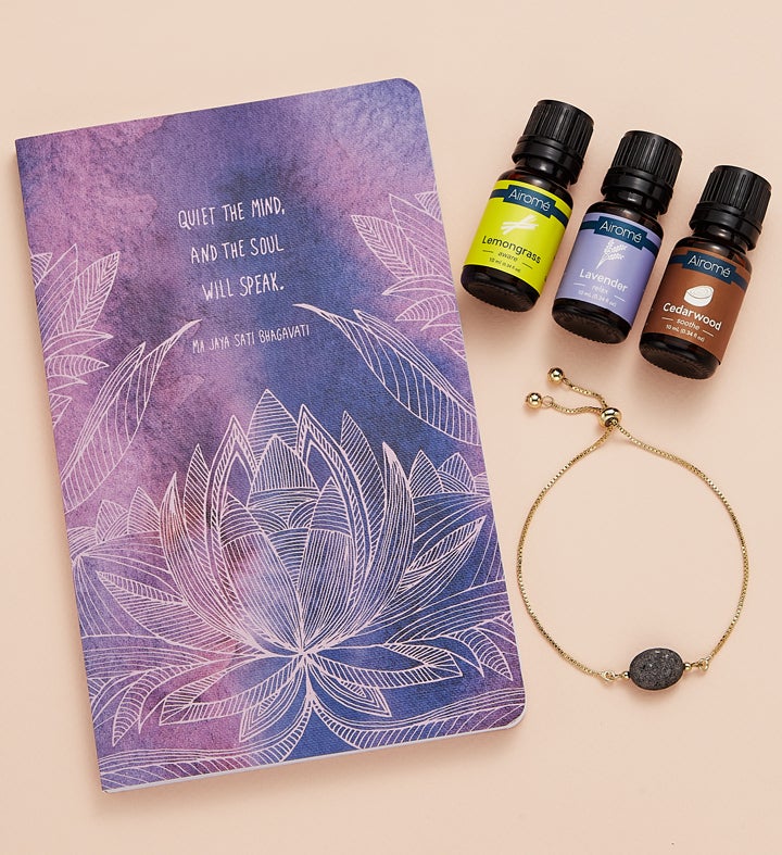 10 Amazing Essential Oil Gifts - Simple LivingCreative Learning
