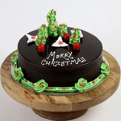 Creamy Christmas Tree Chocolate Cake