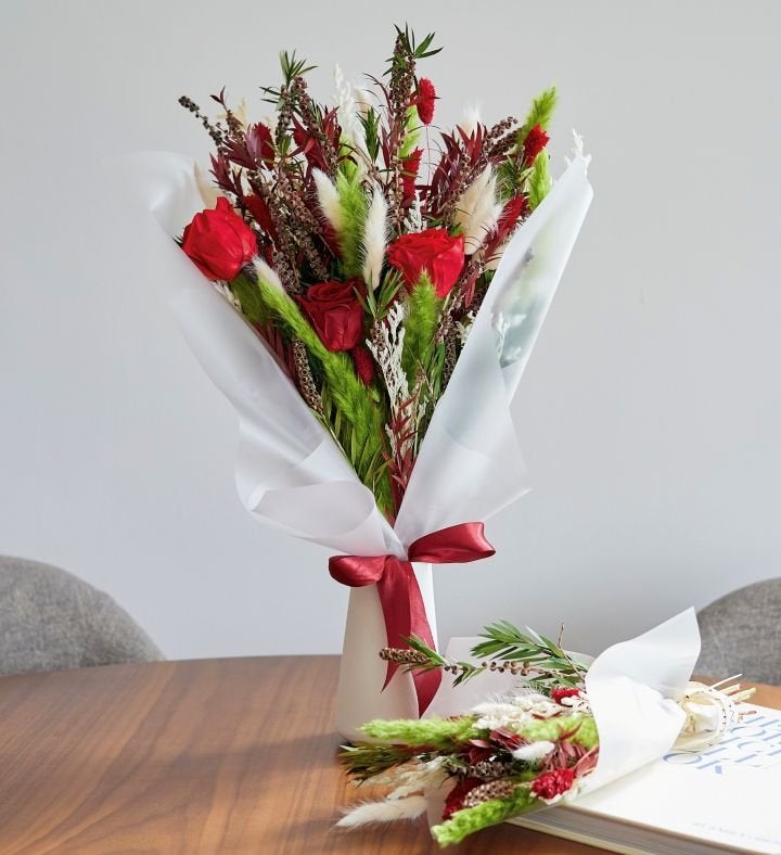 Long Lasting Christmas Bouquet - Luxe