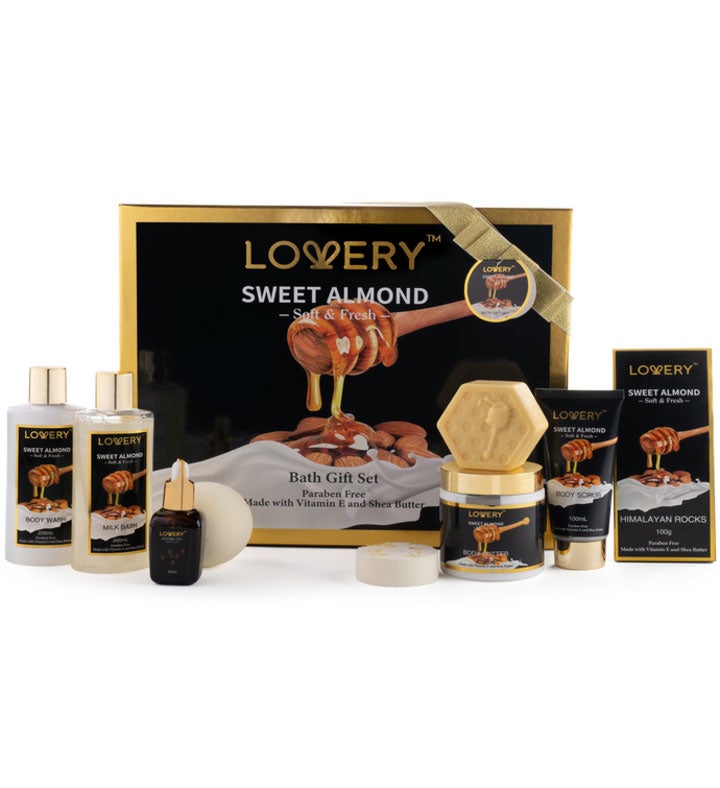 Sweer Almond Bath & Body Gift Box   10 Pc