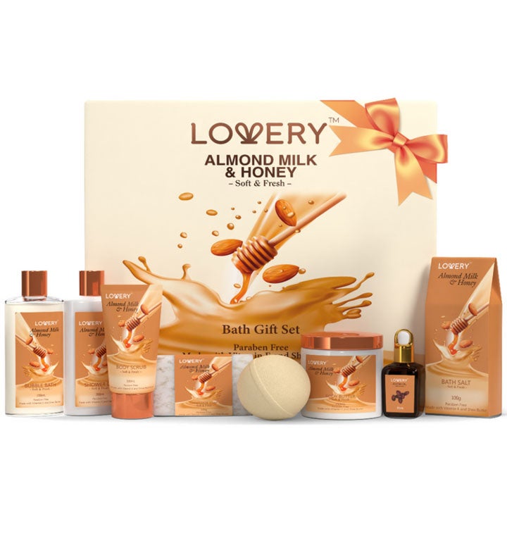 Almond Milk & Honey Spa   with Oatmeal Soap