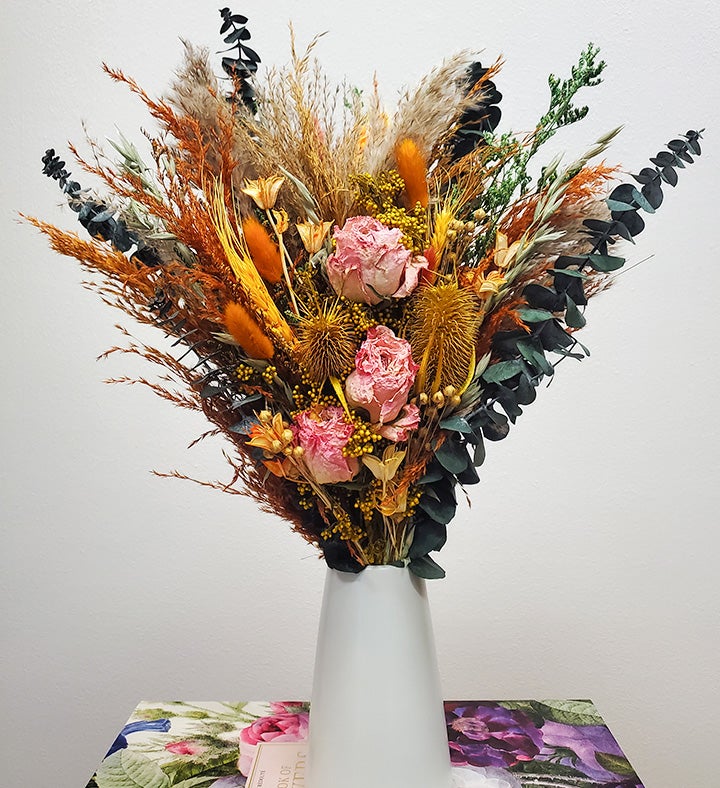 Tuscany Dried Bouquet with Vase