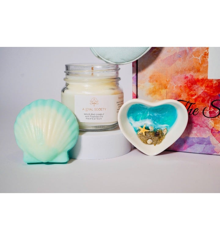 Beachside Bliss, Deluxe Beach-Themed Spa Gift Box