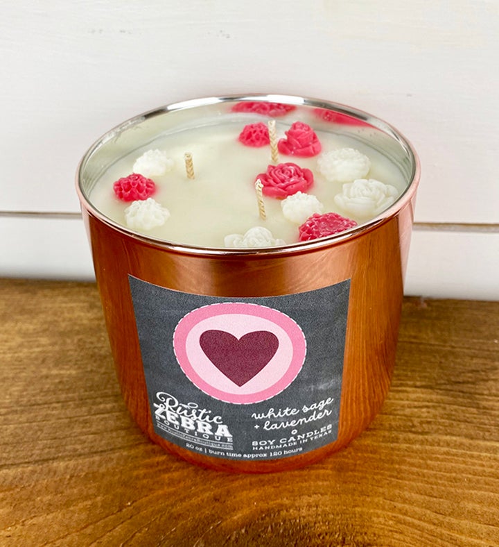 20oz Valentine Candle With Small Flowers