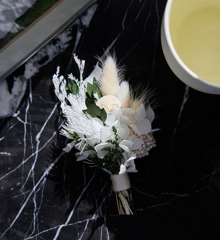 Dried Flower Boutonnière - White Green