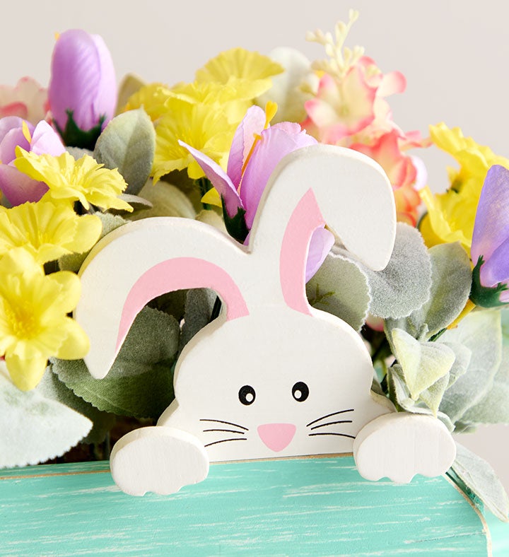 Curious Cottontail Centerpiece