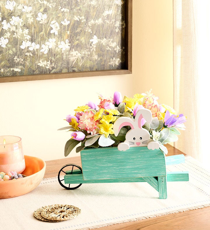 Curious Cottontail Centerpiece