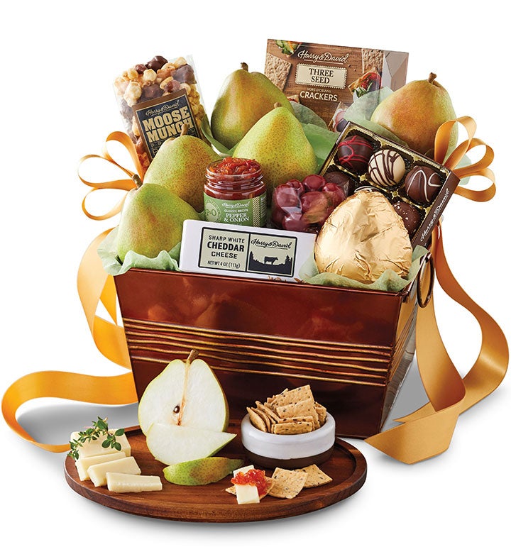 Harry & David™ Classic Favorites Gift Basket | 1800flowers.com