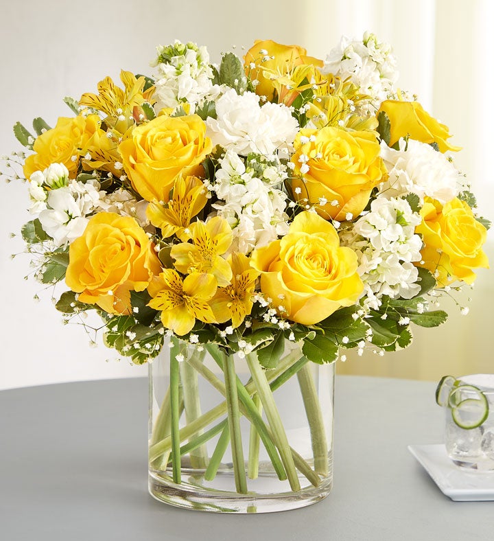 Yellow & White Delight™ Bouquet