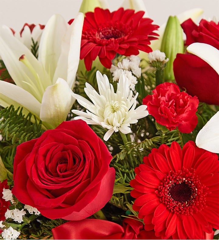 Fields Of Europe® Christmas Basket