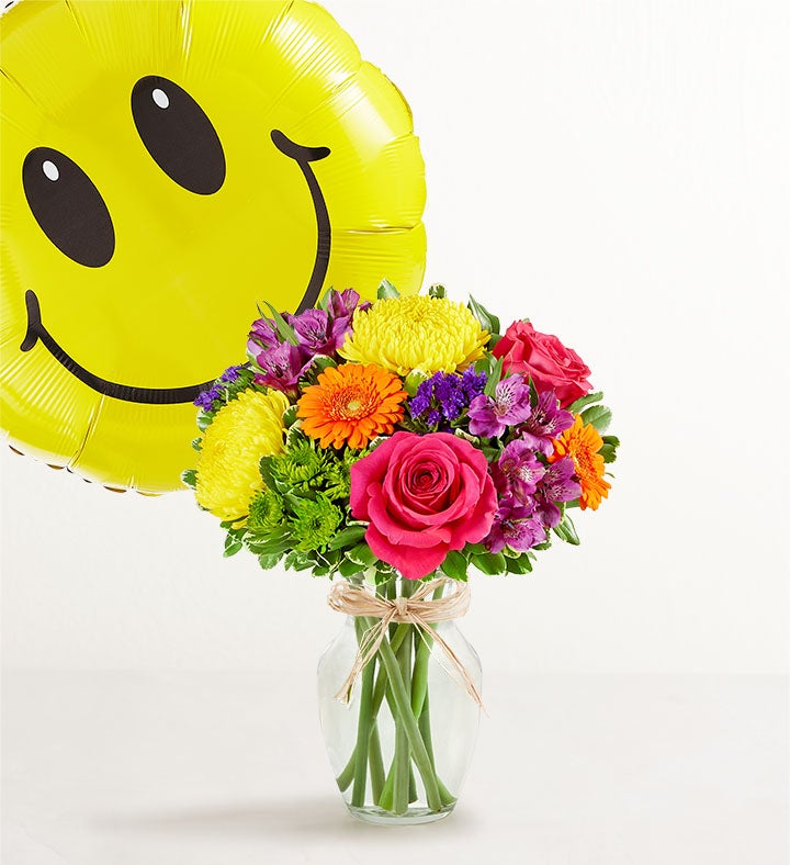 Fields of Europe® Celebration with Jumbo Smile Balloon