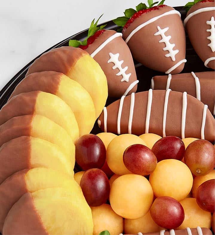 Perfectly Plated™ Touchdown Fruit Platter