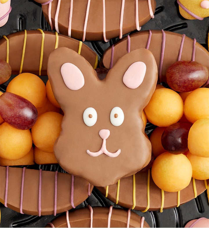 Perfectly Plated™ Easter Dipped Fruit Platter