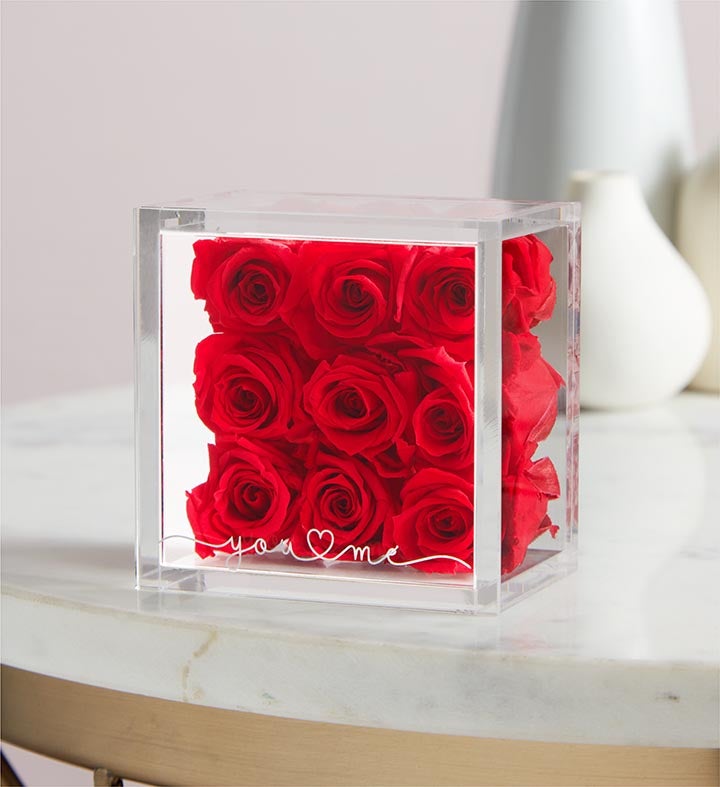 Magnificent Roses® You & Me Rose Box