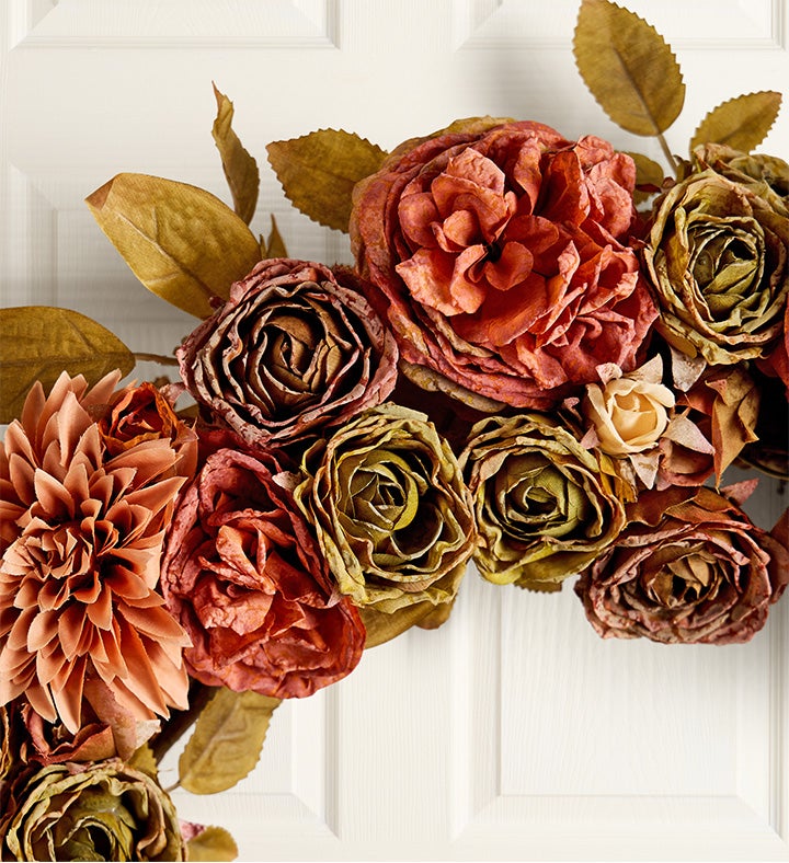 Subtle Beauty Wreath