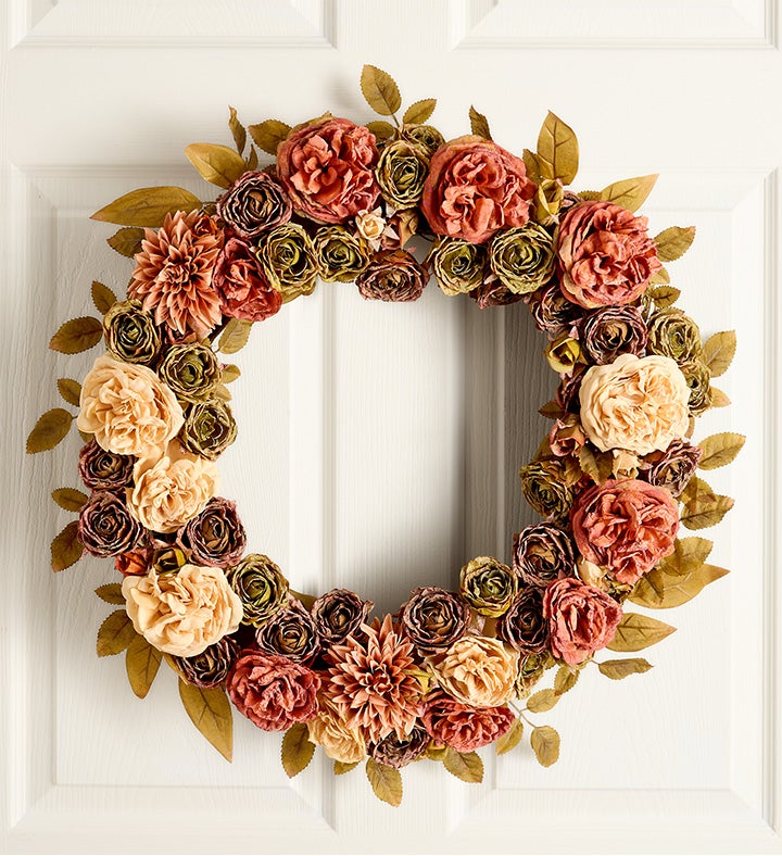 Subtle Beauty Wreath- 22&quot;