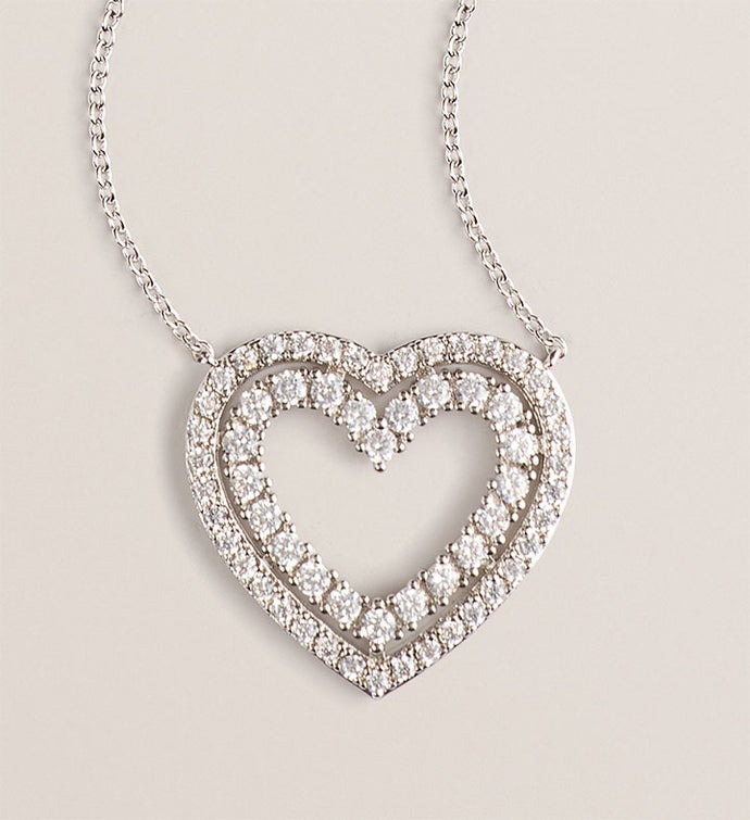 Romantic Red Roses with Heart Necklace