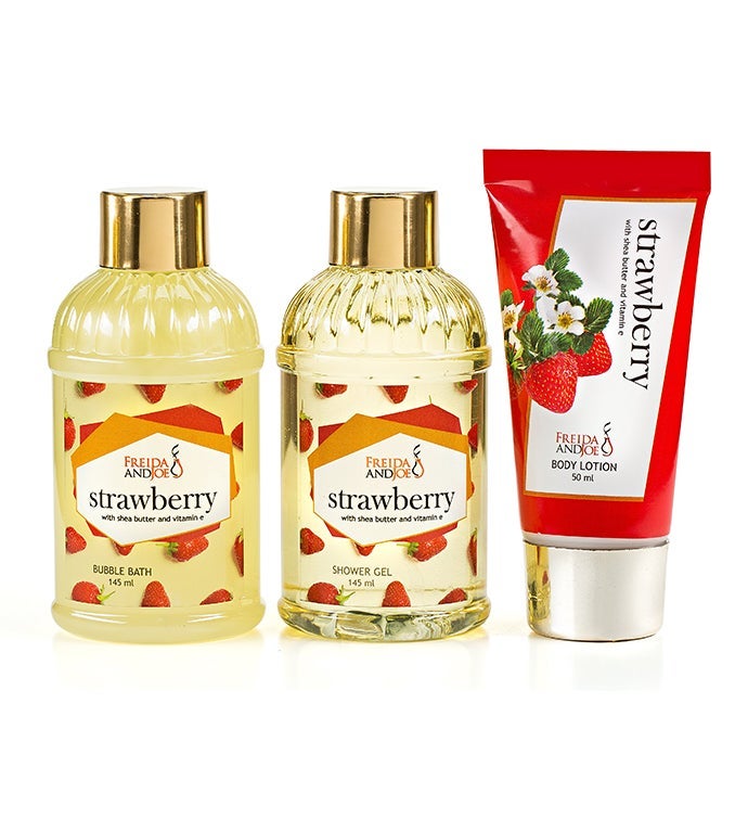 Strawberry Bath And Body Set