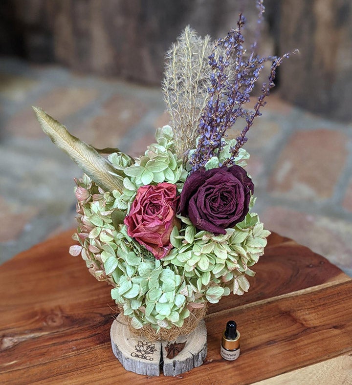  Eco Friendly Luxury Gift Set With Preserved Natural Flowers And Handcrafted