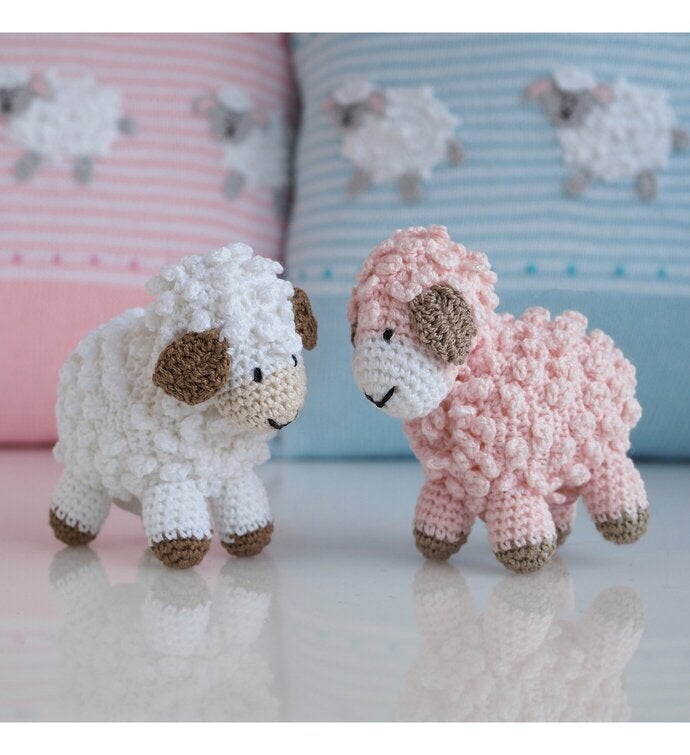 Little Crochet Lamb