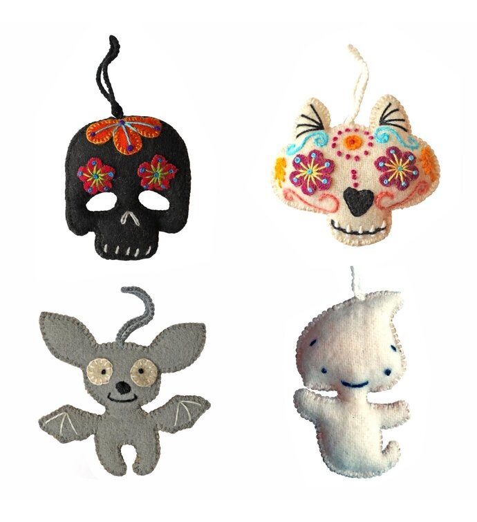 Halloween Ornaments  Set Of 4