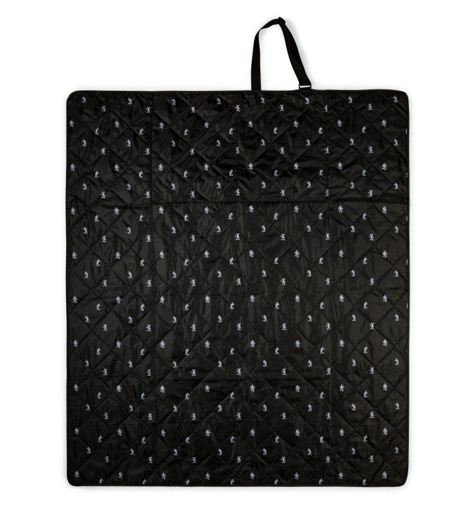 Mickey Vista Outdoor Picnic Blanket & Tote