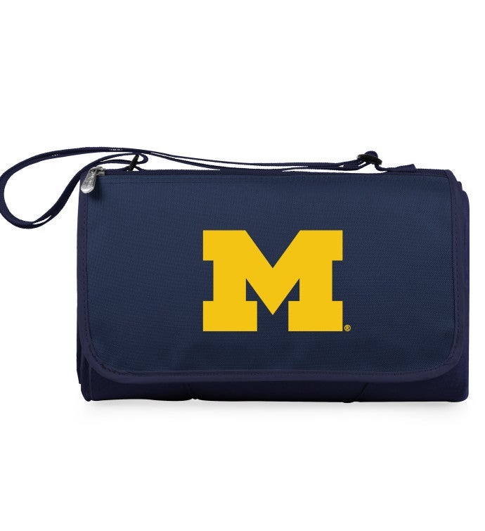 College Blanket Tote Outdoor Picnic Blanket