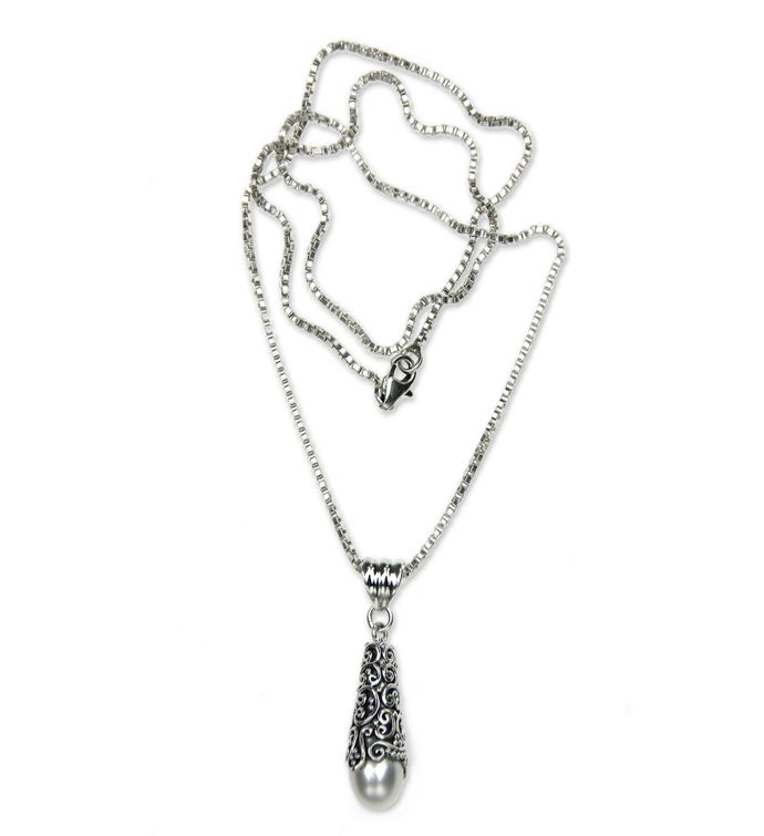 Novica Frangipani Dewdrop Cultured Pearl Pendant Necklace