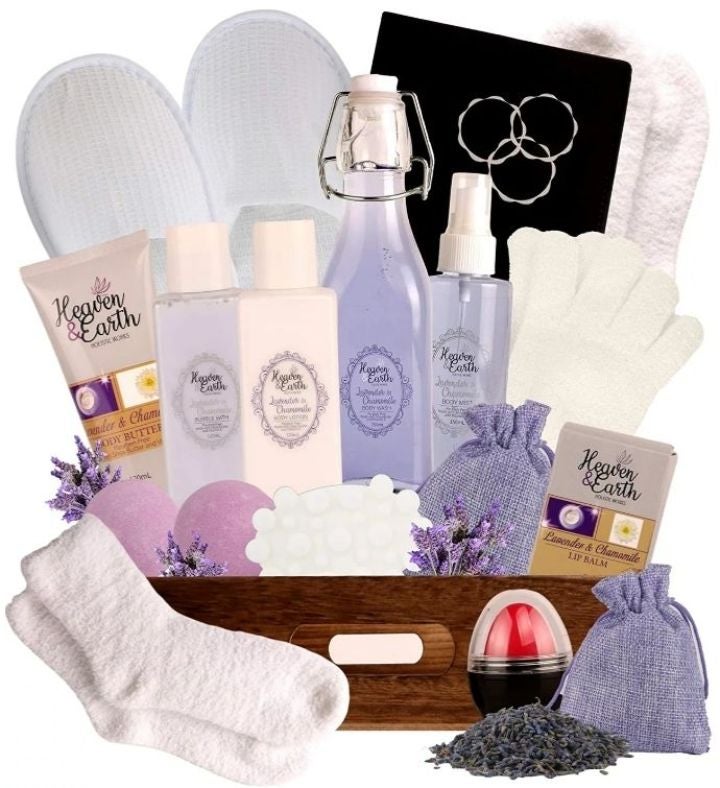 18 piece Spa Gift Basket