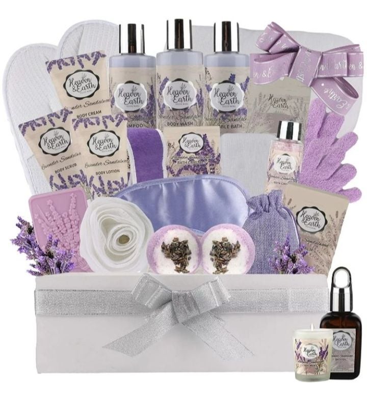 Deluxe Xl 25-piece Gift Basket Luxury Set