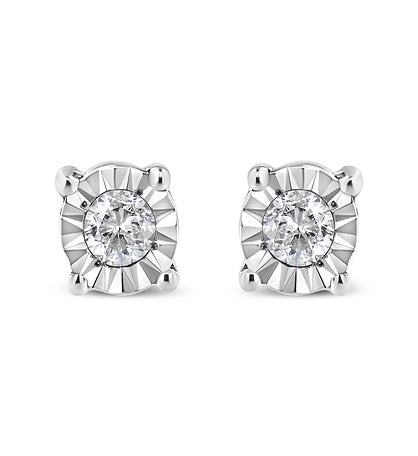 1/10 Carat Diamond Stud Earring In Sterling Silver