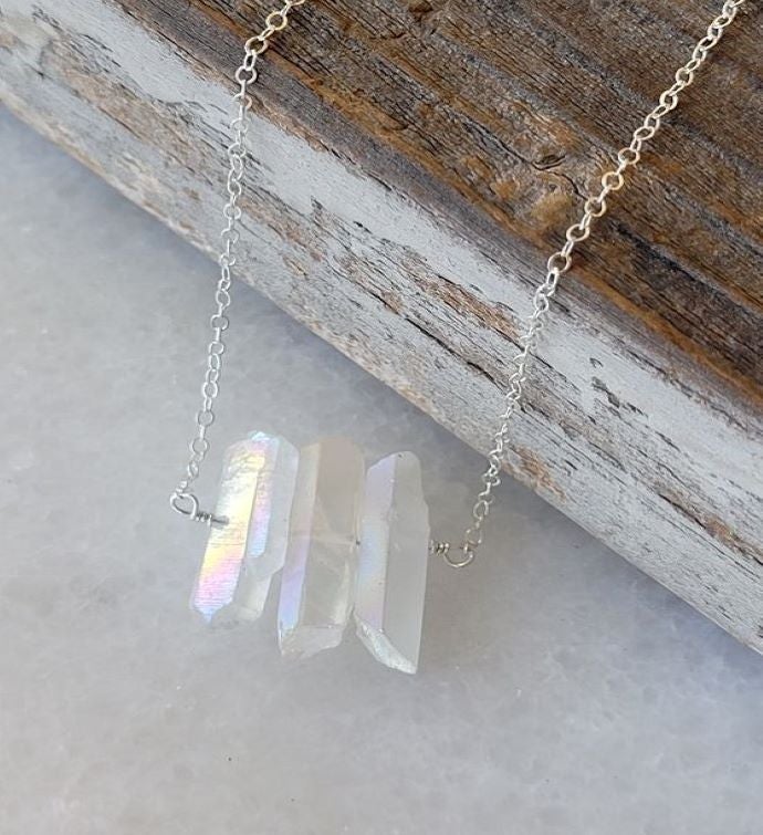 3 Rainbow Qtz Crystal Pendant Necklace in Silver