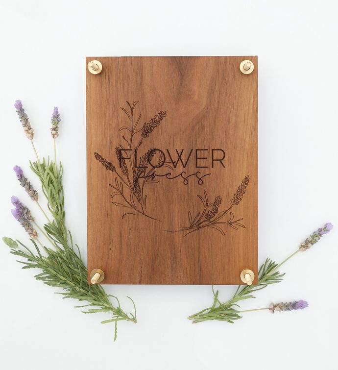 Flower And Leaf Press  lavender Wreath