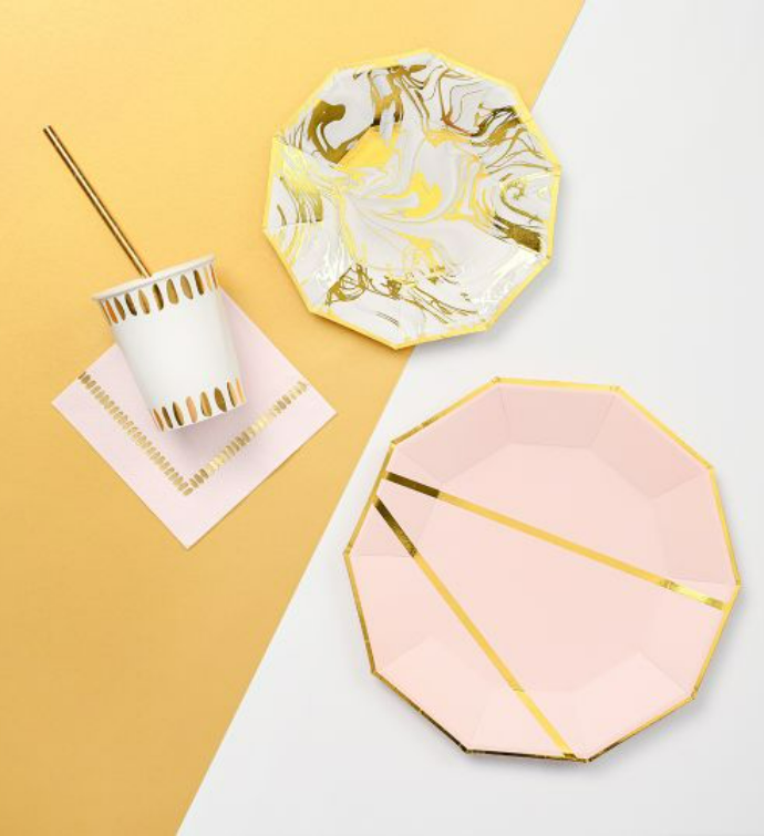 At First Blush Large Plates  10 Per Pack
