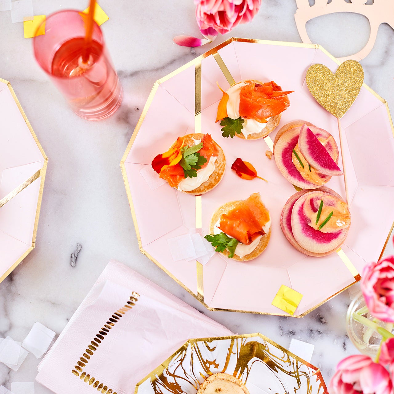 At First Blush Large Plates  10 Per Pack