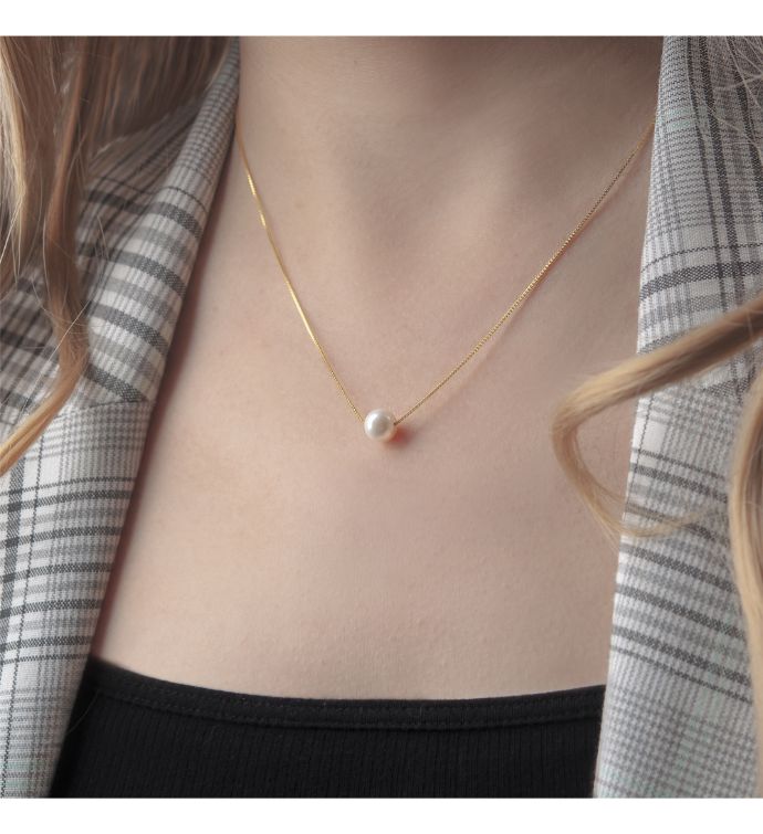 Merry Christmas White Pearl Gold Necklace