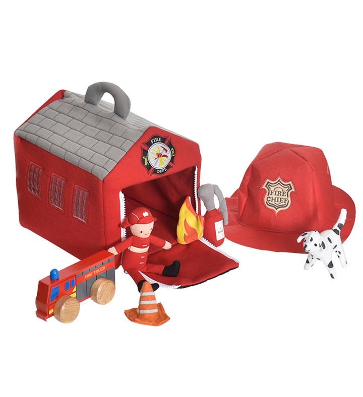 Fire Station With Hat & Accessories