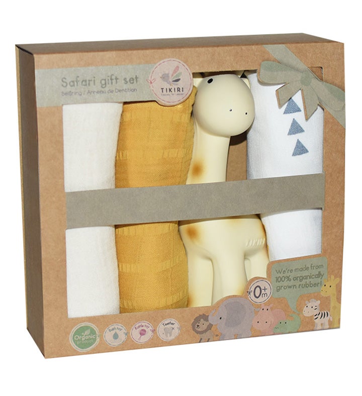 Giraffe Gift Set three Muslin Squares With Giraffe Natural Rubber Teether