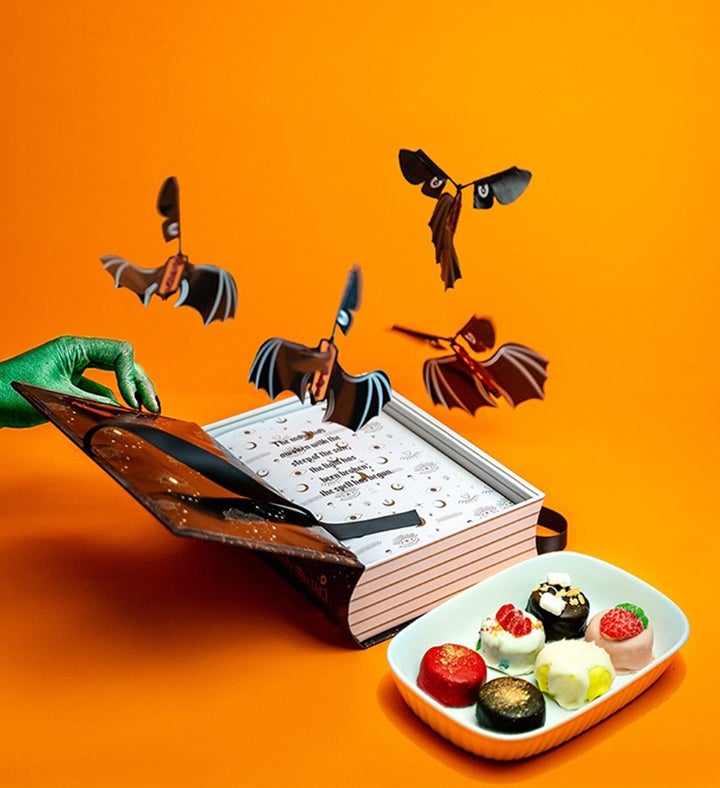 Halloween Explosion Book With Cake Bites